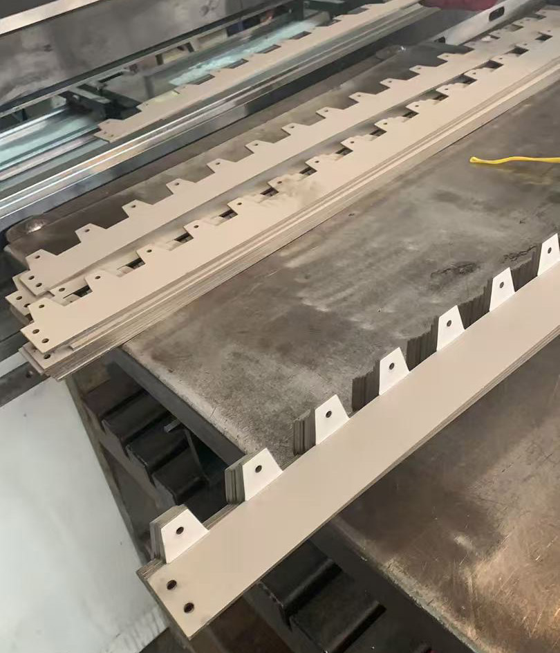 临海不锈钢草石隔离带